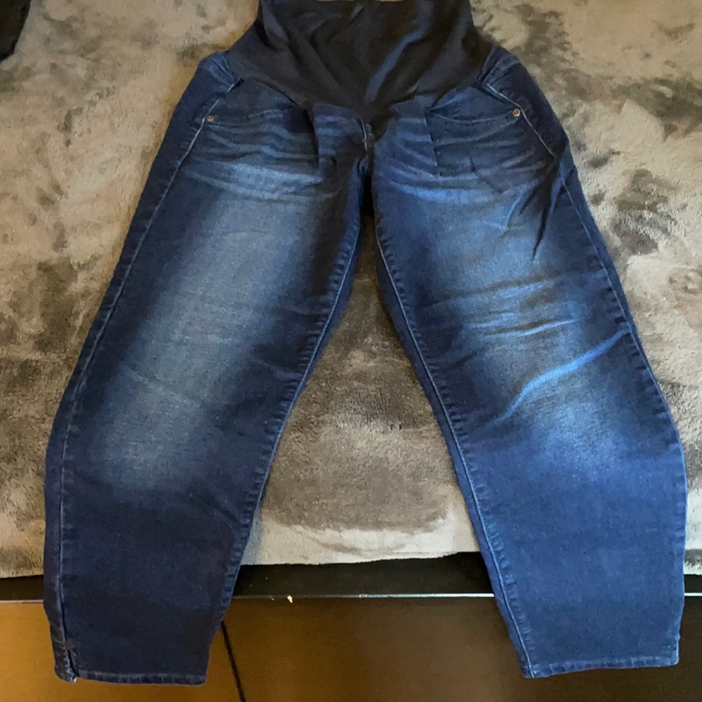 Maternity cropped jeans, size 10